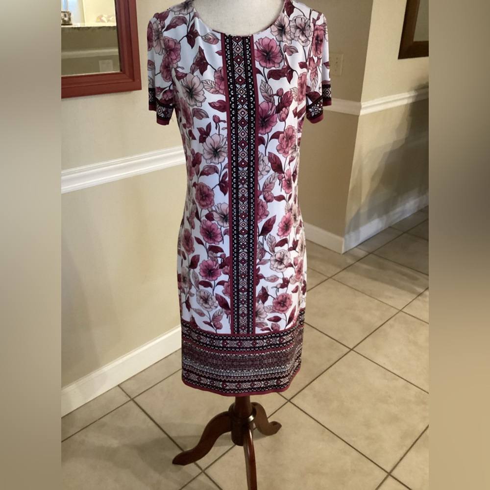Women’s WHBM dress